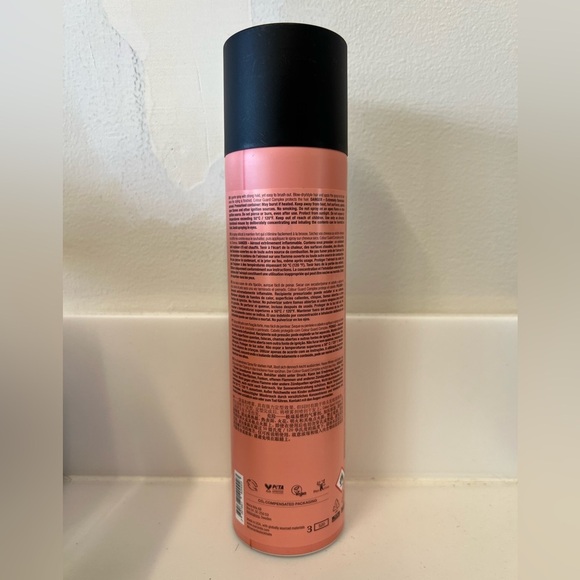 NEW Maria Nila Finishing Hair Spray - Picture 2 of 3